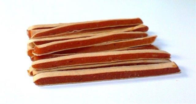 Pamlsok Salač Sendvič kura treska rovný 1 kg