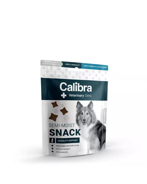 Pamlsok Calibra VD Semi-Moist Dog Mobility Support 7 x 120 g