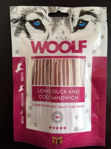 Pamlsok Woolf Dog Duck & Codfish Soft Sandwich LONG 100 g