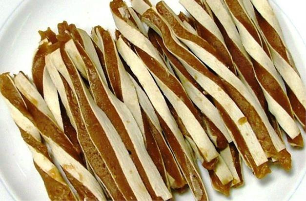 Pamlsok Salač Sendvič kačka treska rolovaný 250 g