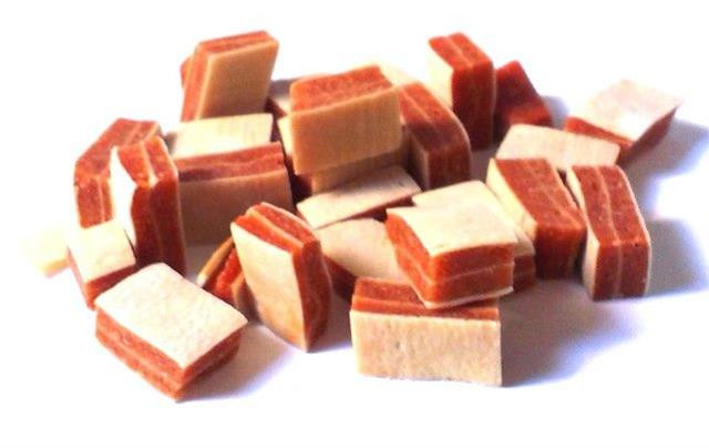 Pamlsok Salač Sendvič kurací mini 100 g