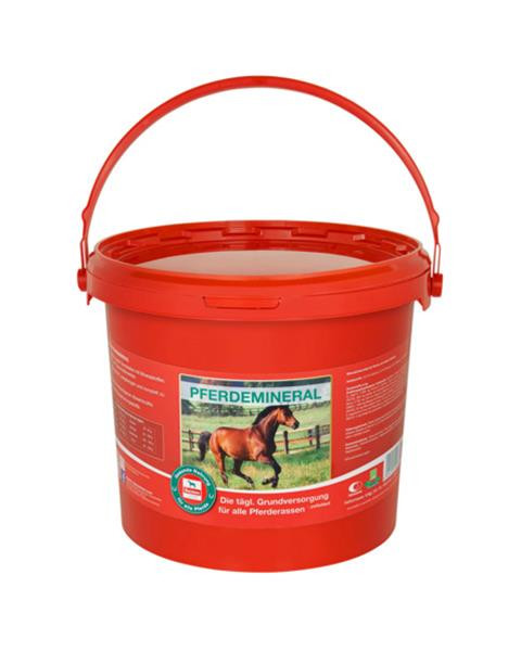 SALVANA PFERDE-MINERAL pre kone 8 kg vedro (pelety)