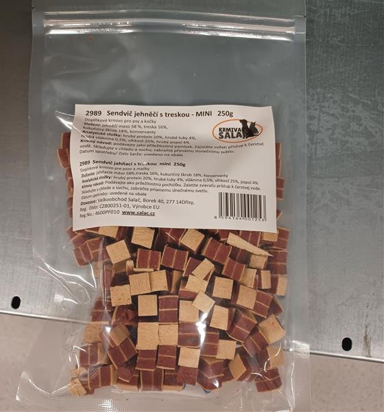 Pamlsok Salač Sendvič jahňací s treskou mini 250 g