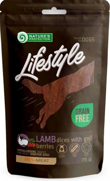 Pamlsok Natures P Lifestyle dog soft lamb dices with goji berries 75 g