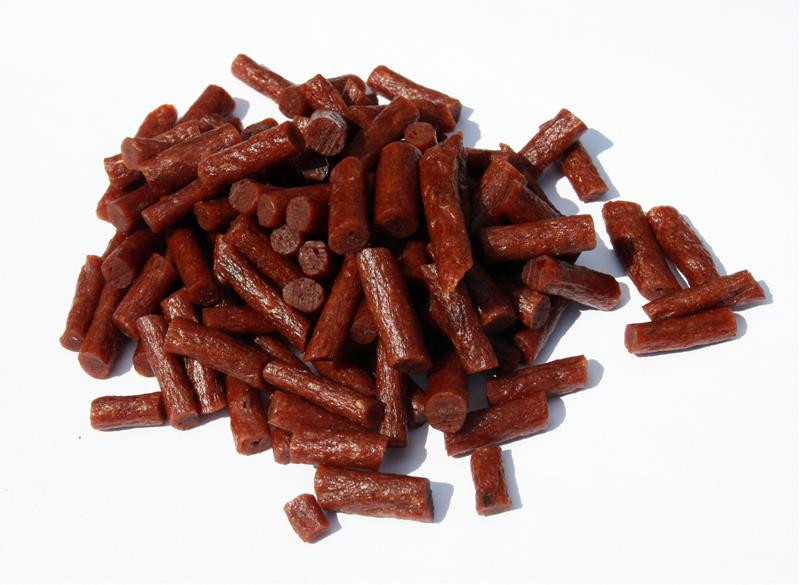 Pamlsok Salač Tyčinky lososové mini 100 g